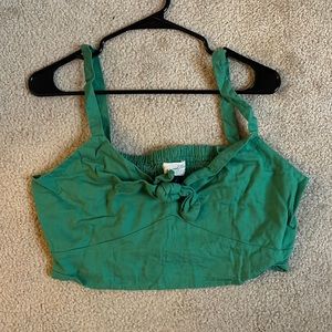 Universal Thread Green crop top size US L